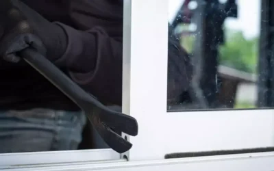 Data breach Italia: un diluvio di dati in vendita nel dark web